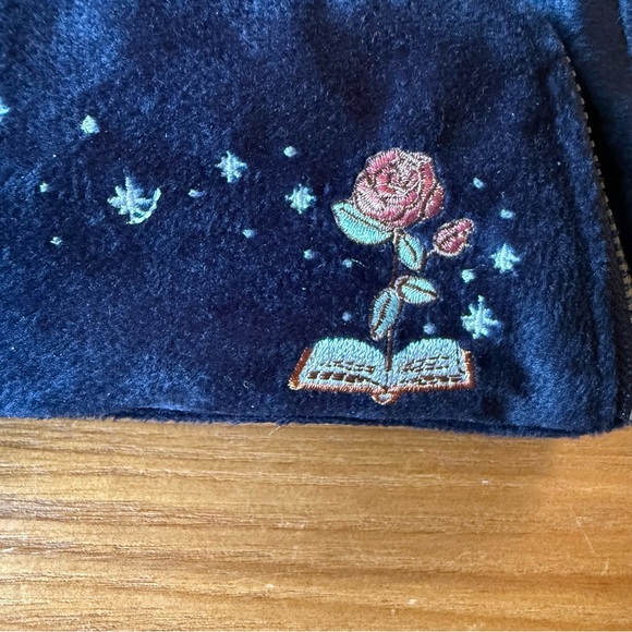 Notebook therapy Navy Velour rose and book Embroidered pencil Pouch w Bow medal - Picture 2 of 10